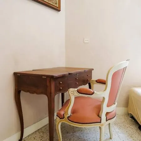 Hotel Le Boudoir Of *
